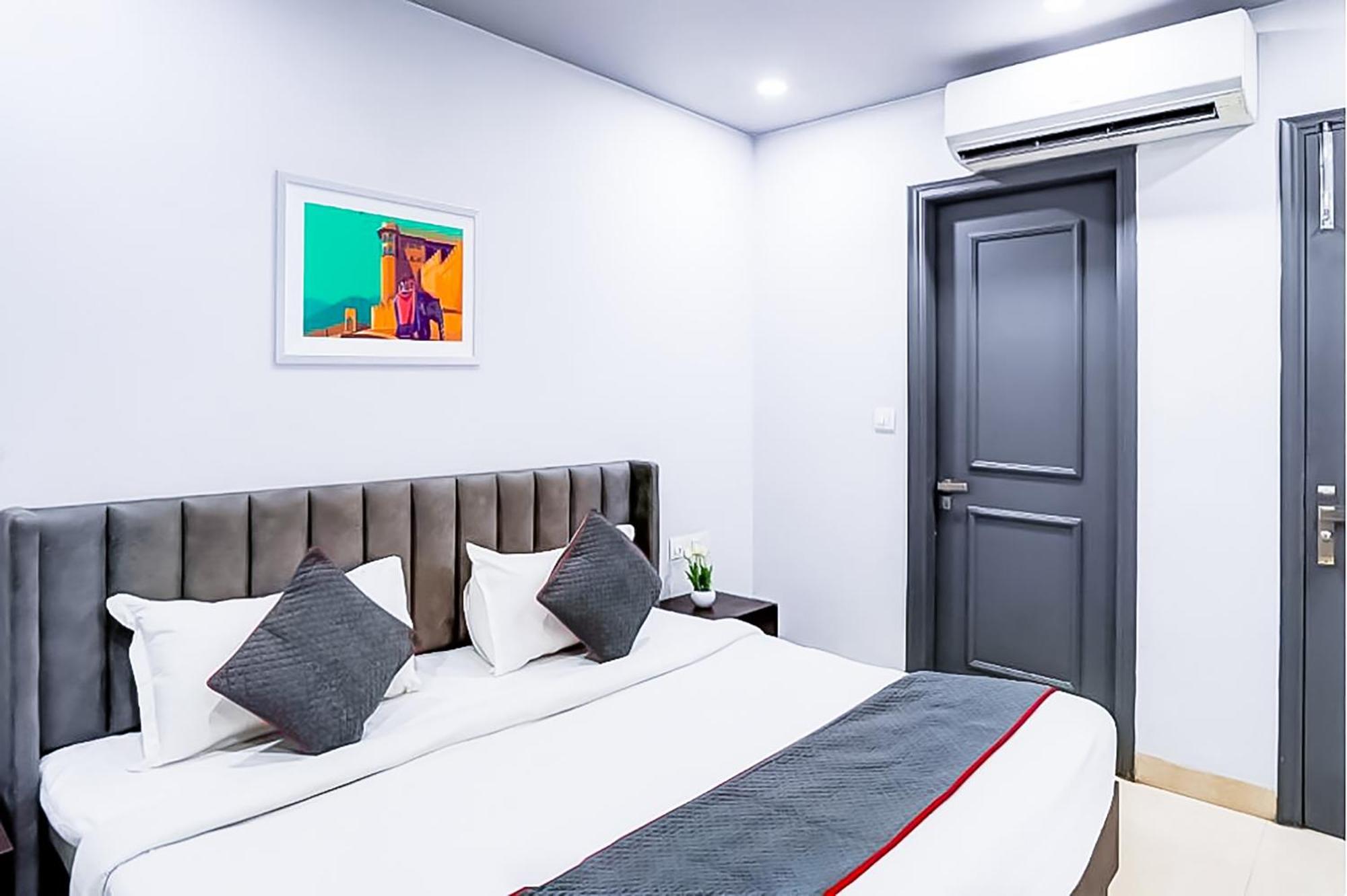Family Rooms Inn - Shalimarbagh نيودلهي المظهر الخارجي الصورة